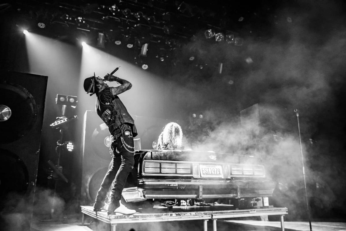 Audience at a Yelawolf concert